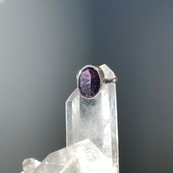 Faceted Amethyst Crystal Gemstone, 925 Sterling Silver Ring - Picture 2 of 16